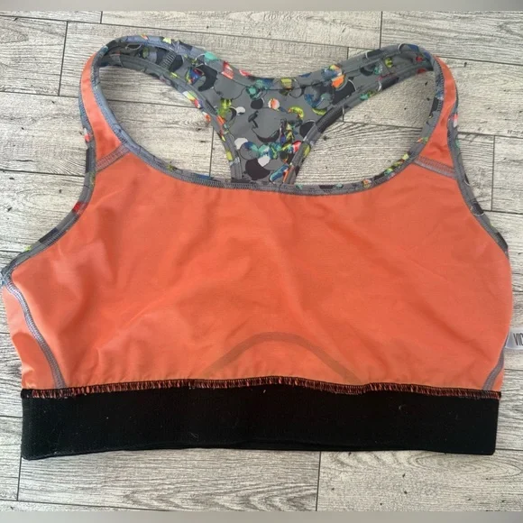 Victoria Secret Sports Bra (size Large) - Picture 6 of 6